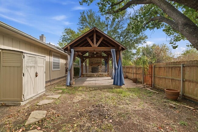 Building Photo - 700 Horizon Trail