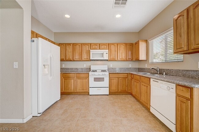 Building Photo - 8444 Lucero Ave