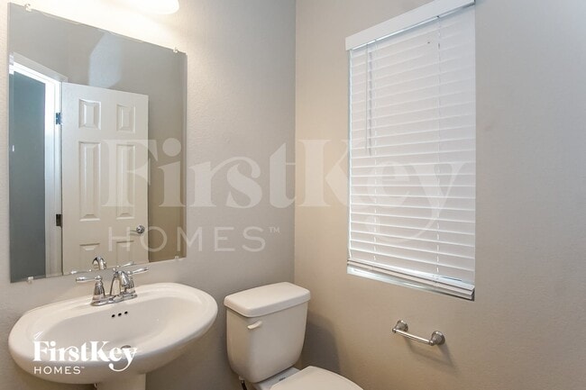 Building Photo - 9951 Mills Reef Ct