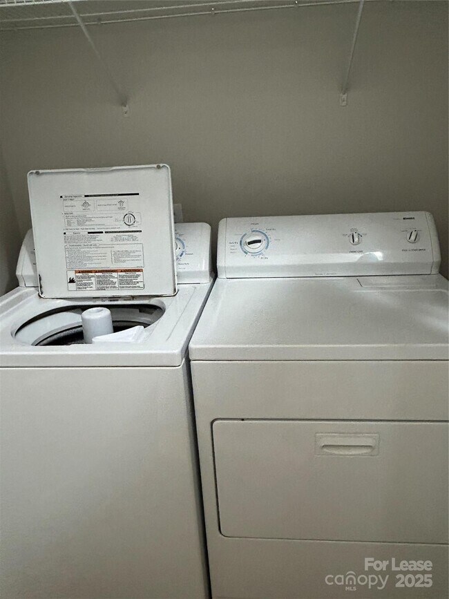 Building Photo - 12807 Windy Lea Ln