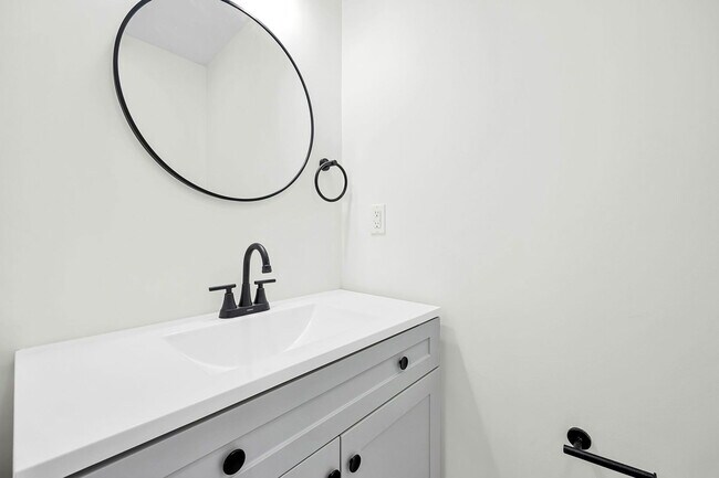 Building Photo - 1216 Atcheson St