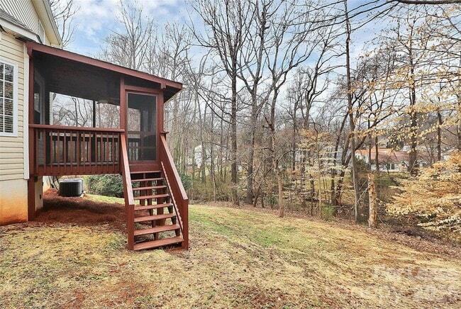 Building Photo - 6939 Brachnell View Dr