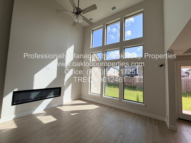 Building Photo - 30934 Vintage Crk Ln