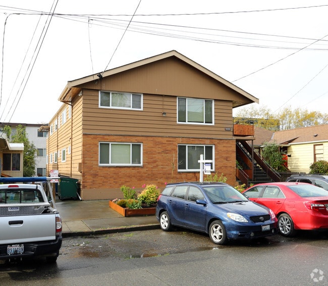 Building Photo - 1111 NW 56th St