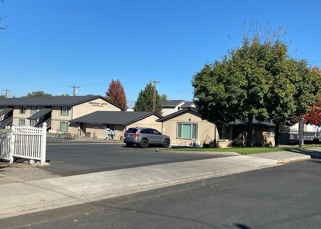 Welcome Home to Obsidian Apartments! - Obsidian Apartments