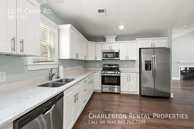 Building Photo - 1129 Camp Rd