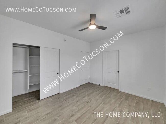 Building Photo - 1603 S Van Buren Ave