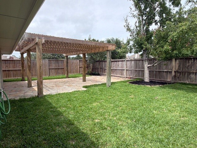 Building Photo - 32327 Cross Spring Park Ln