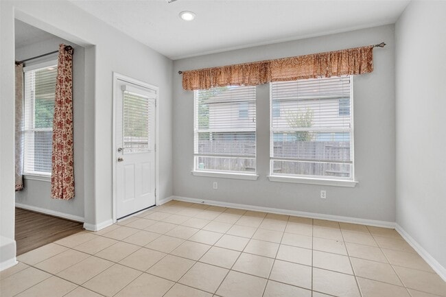 Building Photo - 26 Valewood Pl