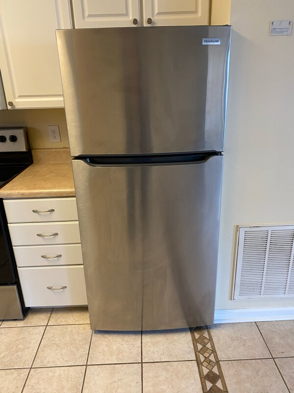 Building Photo - 400 Cambridge Cir