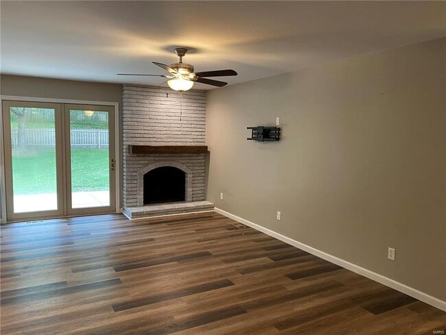 Building Photo - 762 La Feil Dr