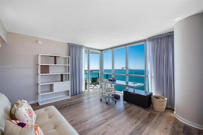 Building Photo - 1331 Brickell Bay Dr