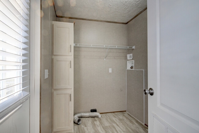 Building Photo - 269 Seays Rd