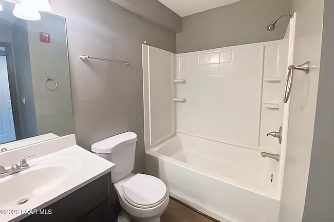 Building Photo - 114 S Virginia St