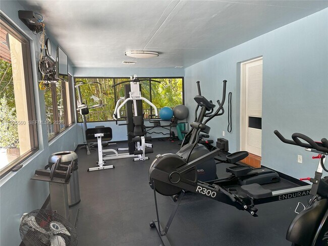 Building Photo - 55 Ocean Ln Dr