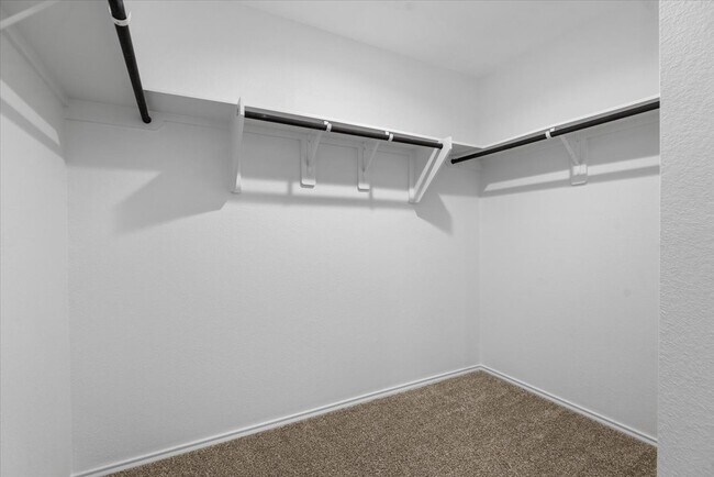 Building Photo - 14966 Cypress Holw Dr