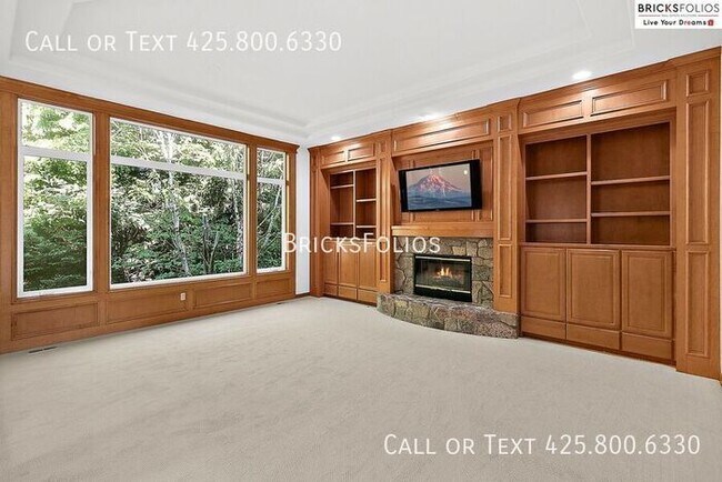 Building Photo - Luxurious 4-bedroom home in Sammamish with...