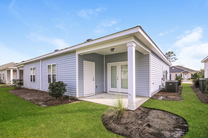 Building Photo - 58 Highland Forest Cir
