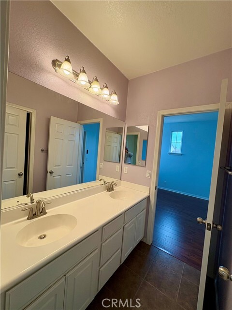 Building Photo - 6694 Black Forest Dr