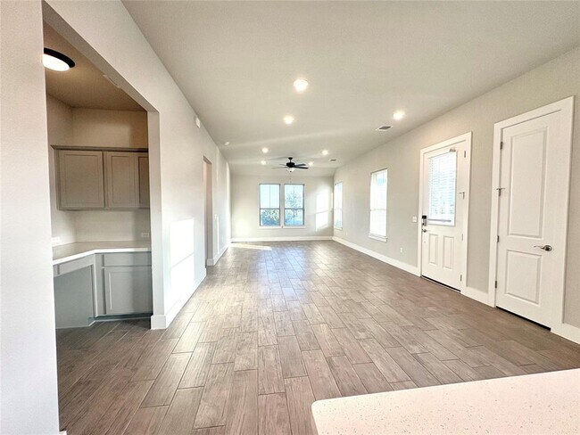 Building Photo - 8014 Talferd Trl