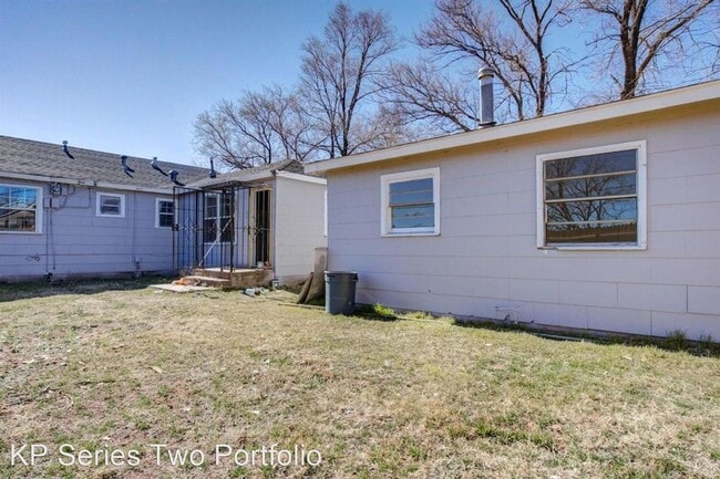 Primary Photo - 526 53rd St