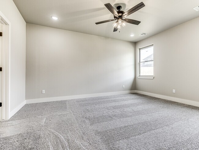 Building Photo - 14517 Chambord Dr