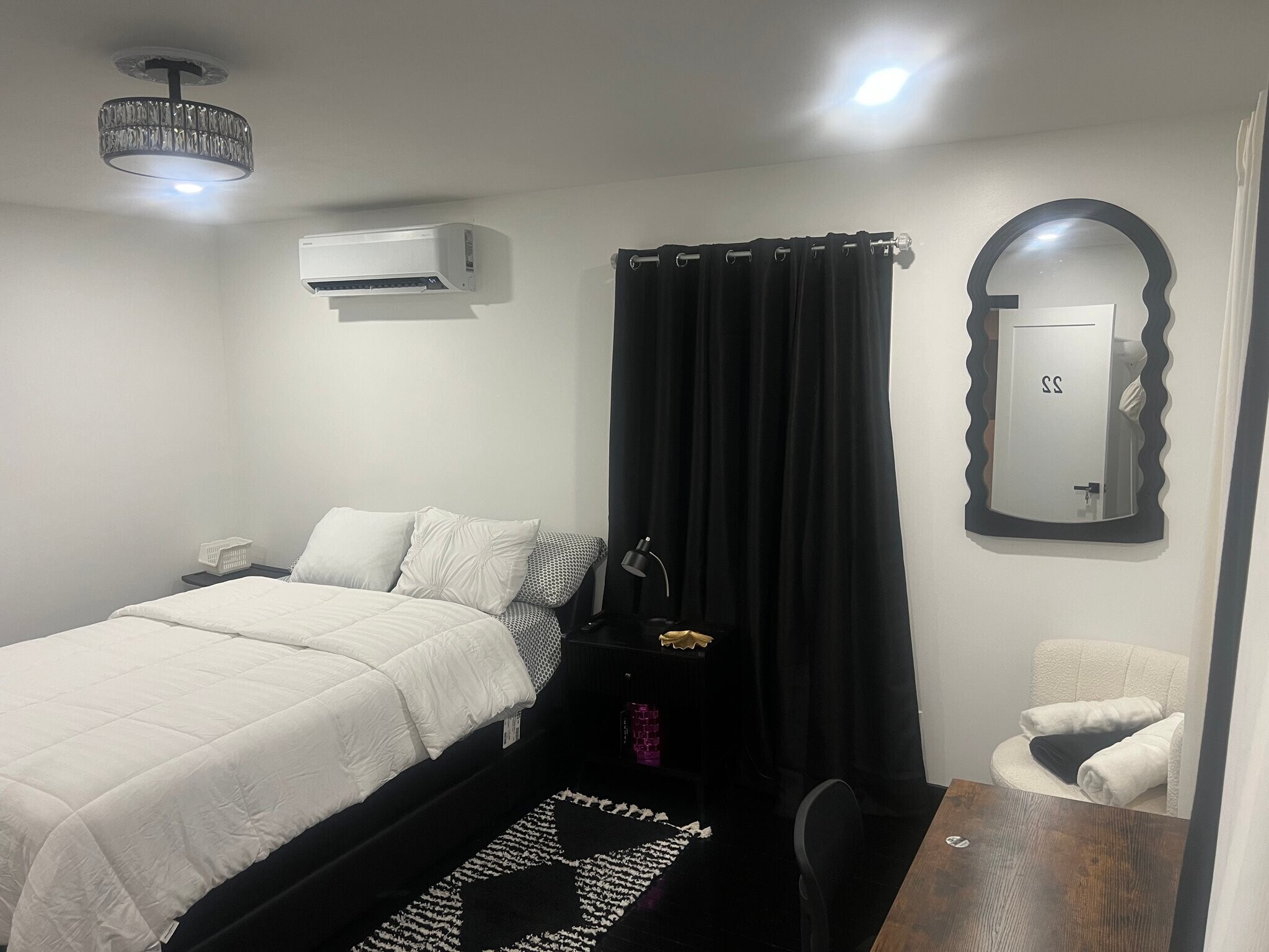 Building Photo - 88 Randolph Rd