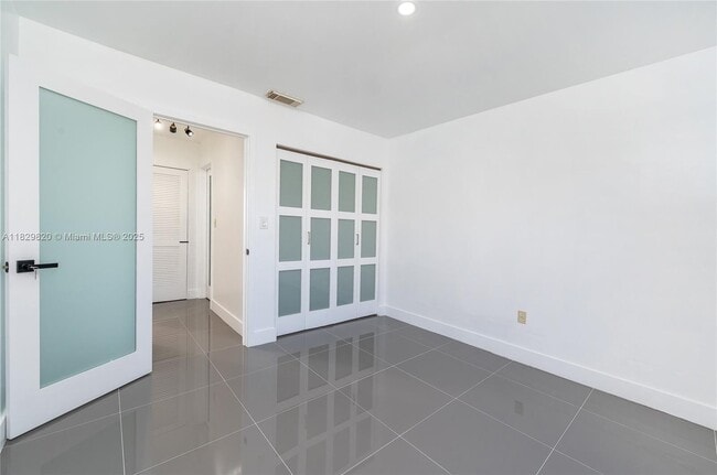 Building Photo - 8352 SW 148th Ave