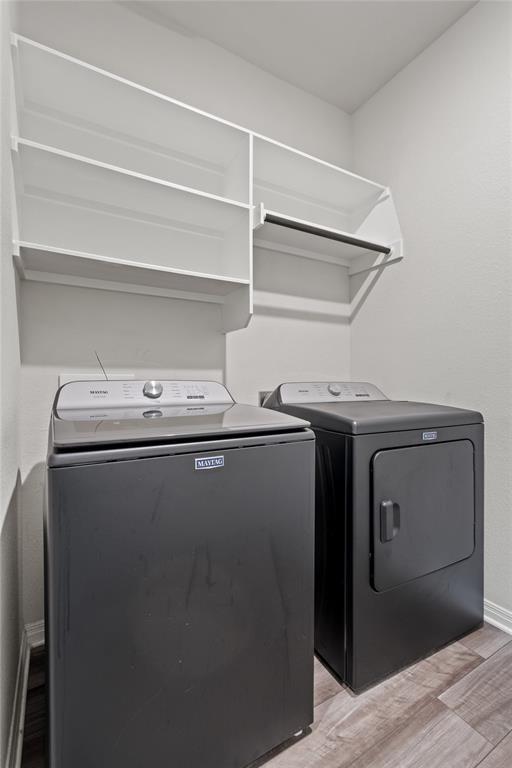 Building Photo - 204 Jordan Vly Dr