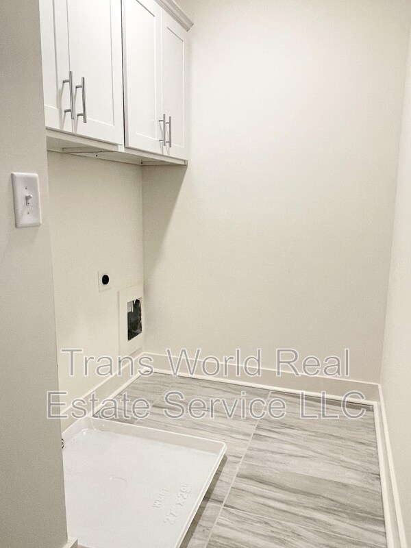 Building Photo - 59 Auburn Valley Way