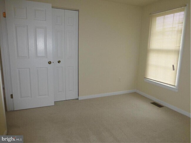Building Photo - 6824 Silassie Ct
