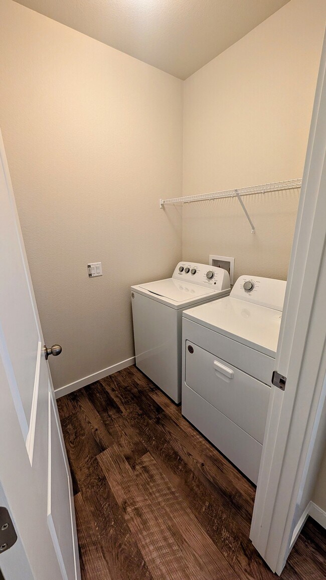 Building Photo - 13605 Frost Bitten Grv