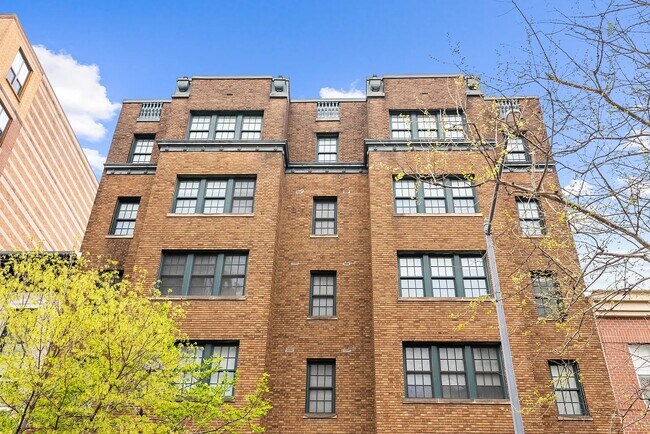 Building Photo - 1124 10th St NW
