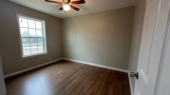 Building Photo - 901 Johnson St