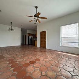 Building Photo - 704 San Angel St