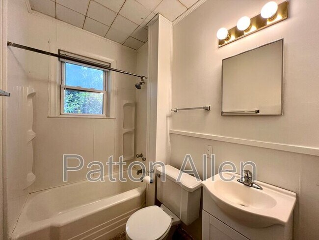 Building Photo - 37 Skyview Pl