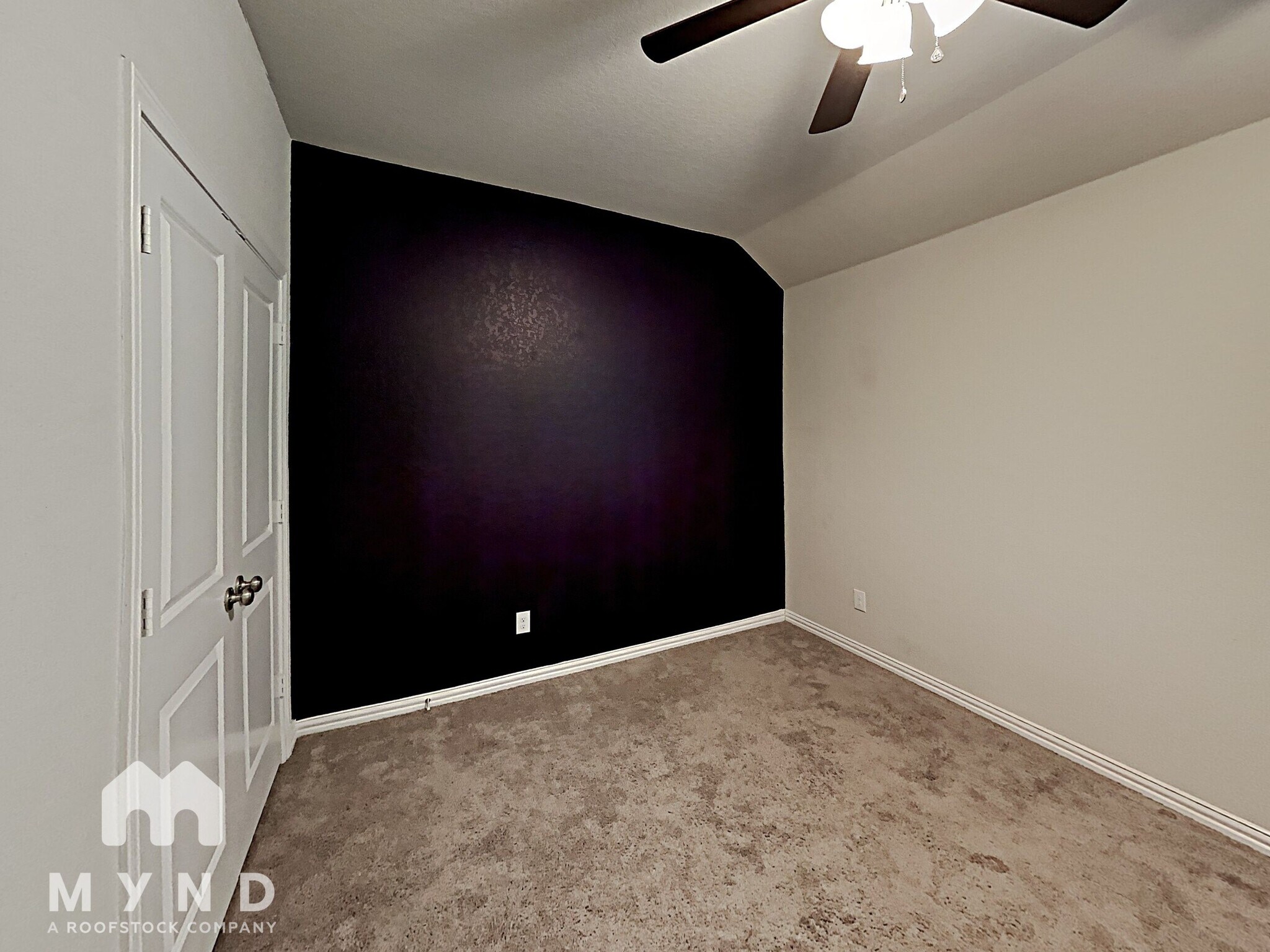 Building Photo - 15003 Gelding Hts