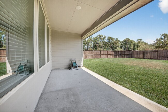 Building Photo - 18222 Humber River Ln