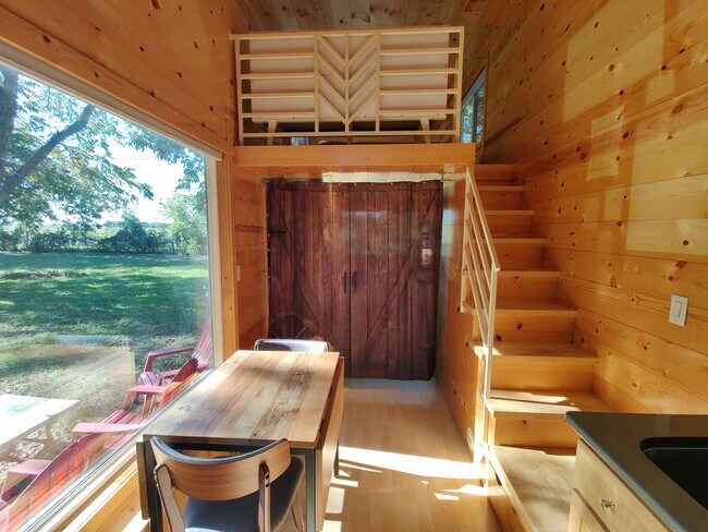 Building Photo - 2509 FM1984