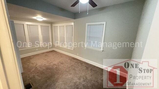 Building Photo - Beautiful 3 Bedroom 2 Bathroom in Independ...