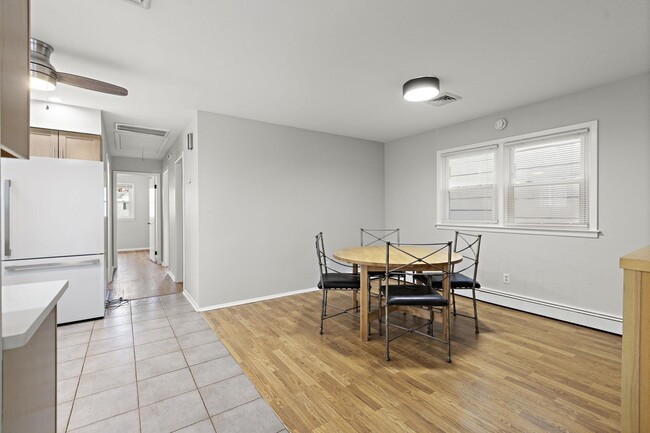 Building Photo - 763 6th St