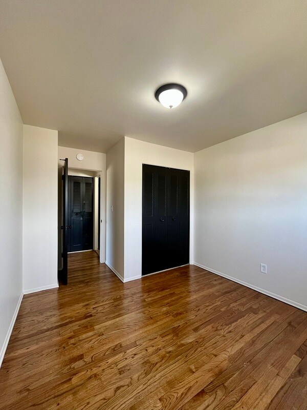Building Photo - 560 Harrison Blvd