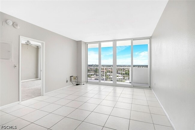Building Photo - 140 Seaview Ct