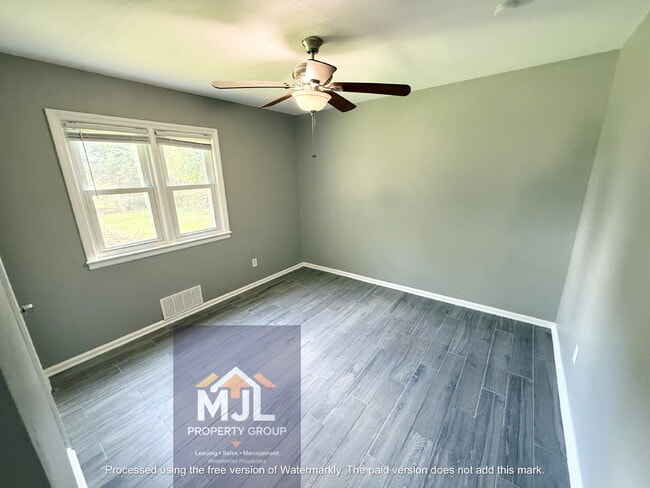 Building Photo - Updated 2 Bedroom/ 1 Bath Home in Belton *READY NOW*
