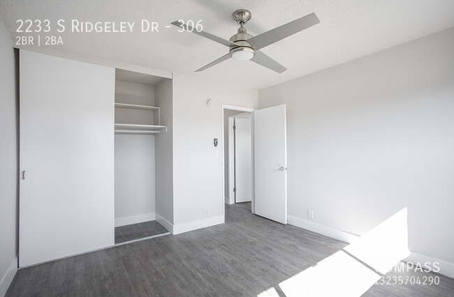 Building Photo - Mid - Century Cool! Slick Renovated  2BD/ ...