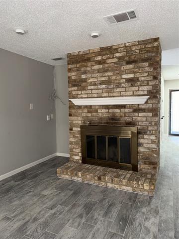 Building Photo - 2333 Garden Park Ct