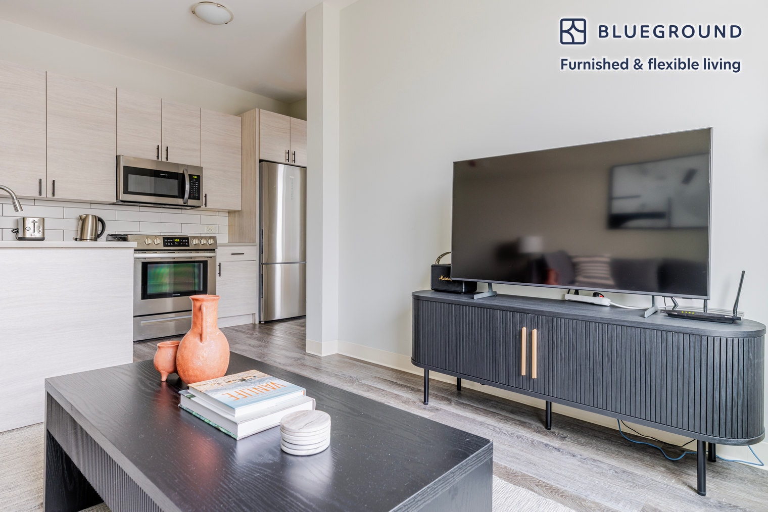 Building Photo - 6149 N Broadway