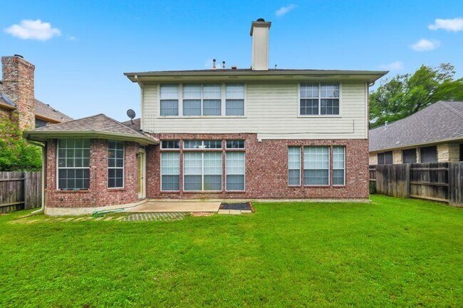 Building Photo - 10008 Lachlan Dr