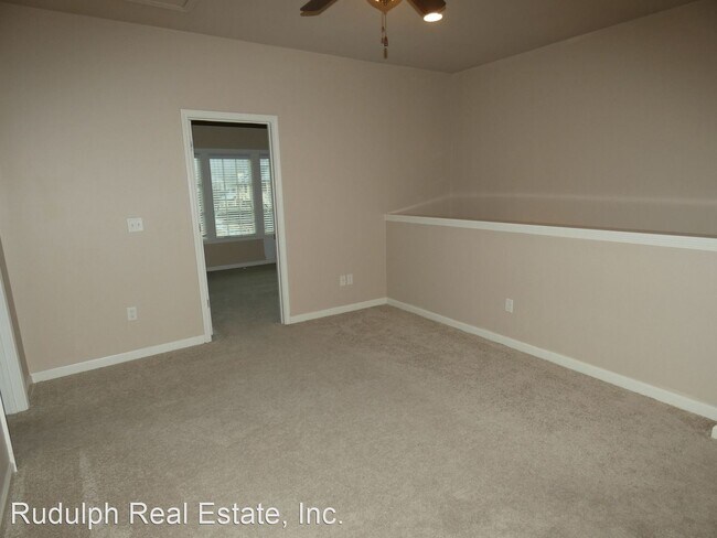Building Photo - 3 br, 2.5 bath House - 519 Portobello Road