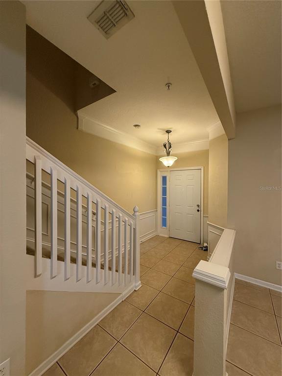 Building Photo - 2865 Polana St
